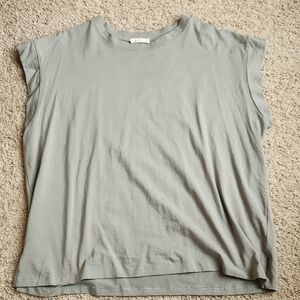 Casual Gray Sleeveless Muscle Tee